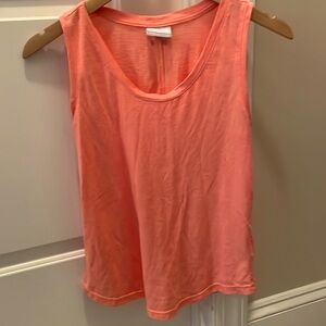 Columbia peach colored tank top
